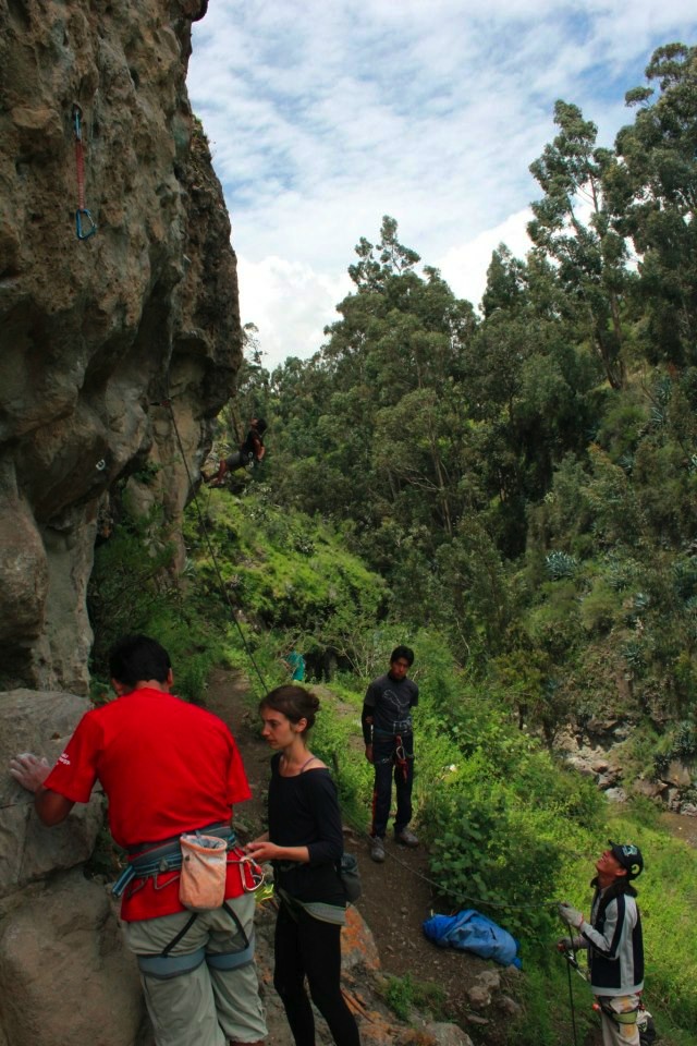 rockclimbing-los-olivos-mo rockclimbing-los-olivos-mo