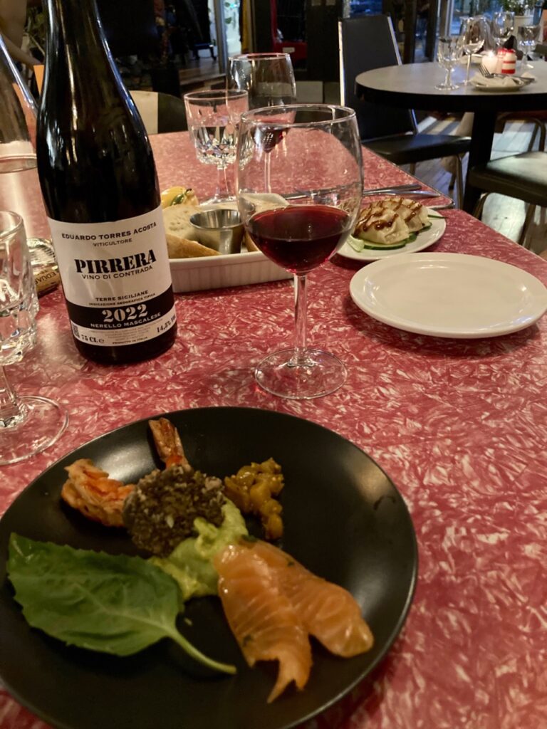 les-cabotins-mtl-a-table-appetizer